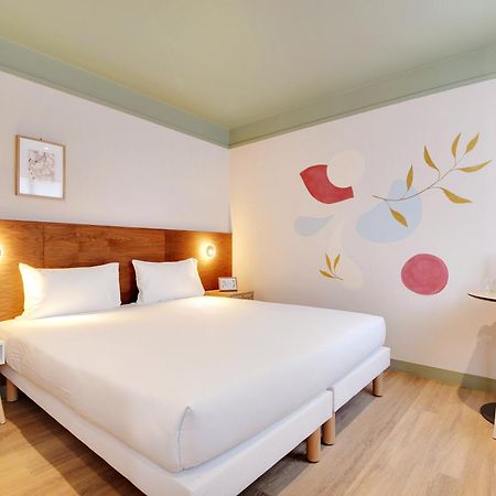 Hotel Cocoon Сент-Уан Экстерьер фото